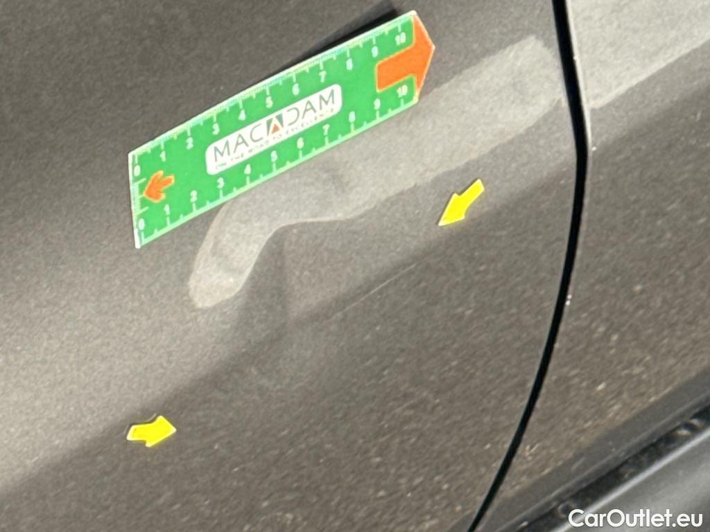  Citroen  C3  Aircross Shine Pack 1.2 PureTech 110CV BVM6 E6d #2