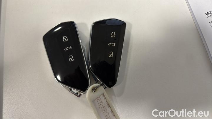 Skoda  Octavia 2.0 TDI EVO 85KW EXECUTIVE DSG #16