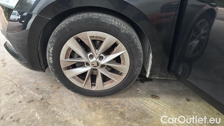 Skoda  Octavia 2.0 TDI EVO 85KW EXECUTIVE DSG #14