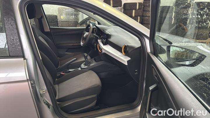 Seat  Arona 1.0 ECO TSI 70KW REFERENCE #6