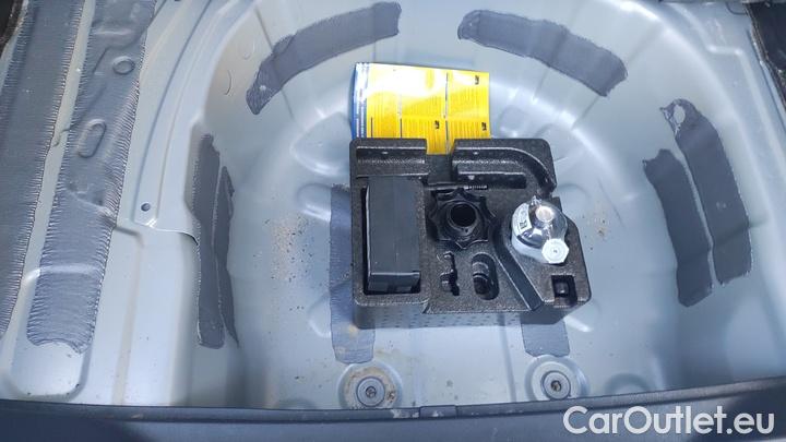 Seat  Arona 1.0 ECO TSI 70KW REFERENCE #11