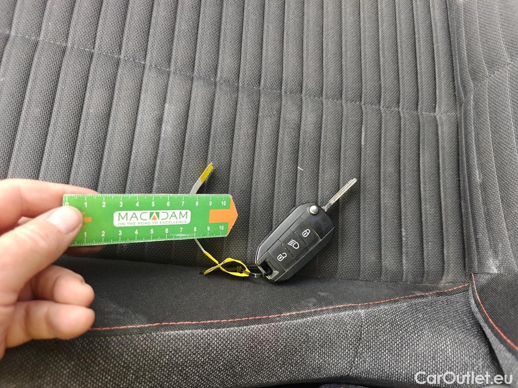  Peugeot  2008 PEUGEOT  / 2019 / 5P / todoterreno Active BlueHDI 81kW (110CV) #1