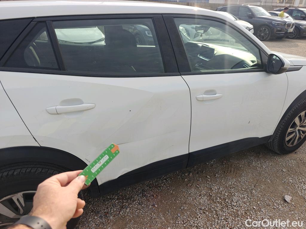  Peugeot  2008 PEUGEOT  / 2019 / 5P / todoterreno Active BlueHDI 81kW (110CV) #16