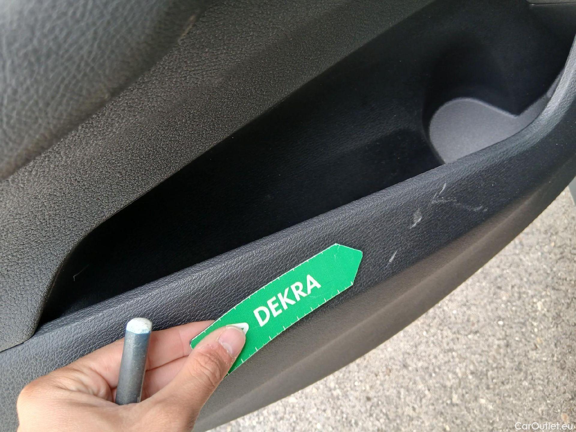  Bmw  X1 BMW  / 2019 / 5P / todoterreno sDrive18d #19