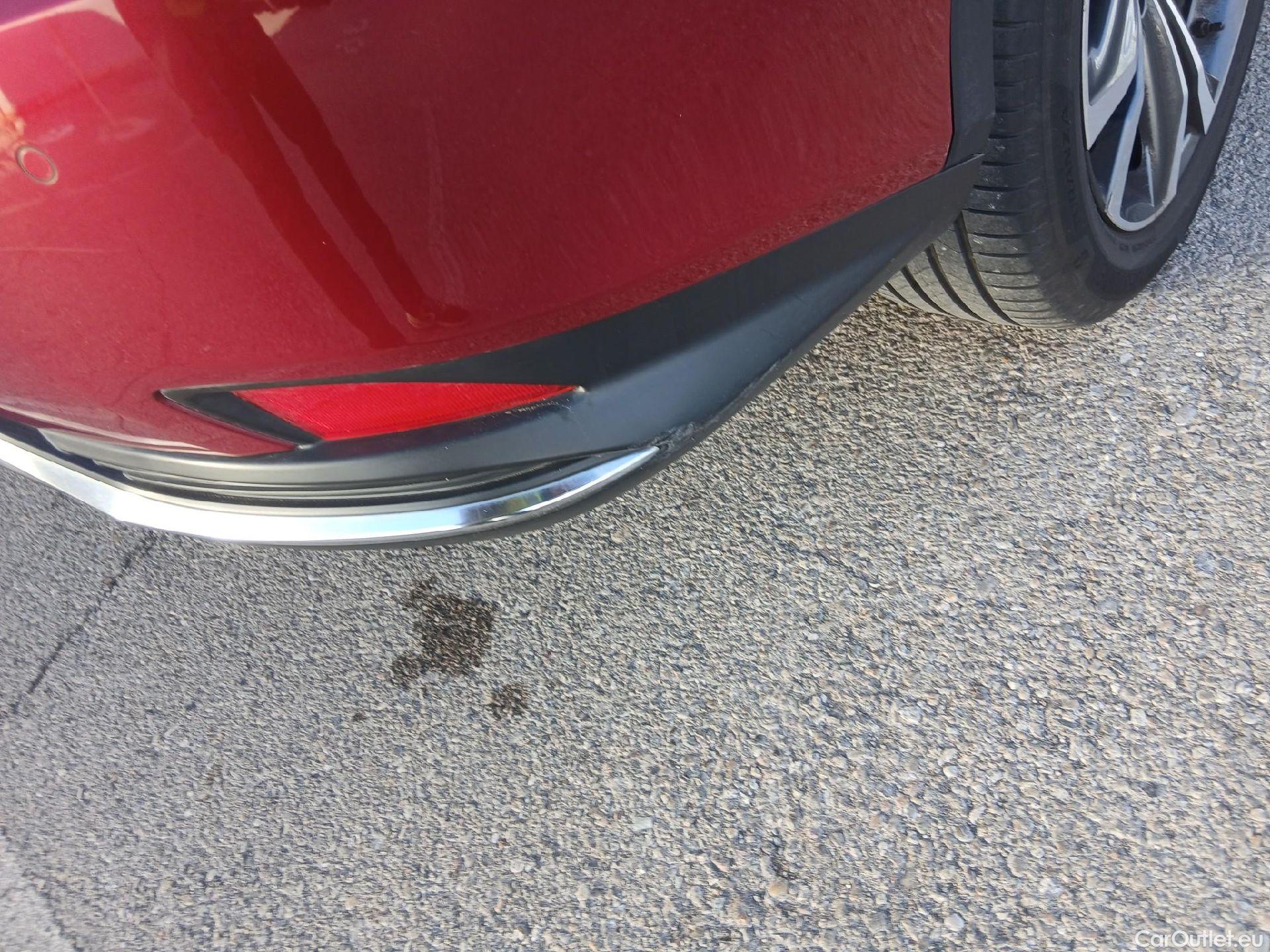  Lexus  RX LEXUS  / 2019 / 5P / todoterreno 450h Executive #26