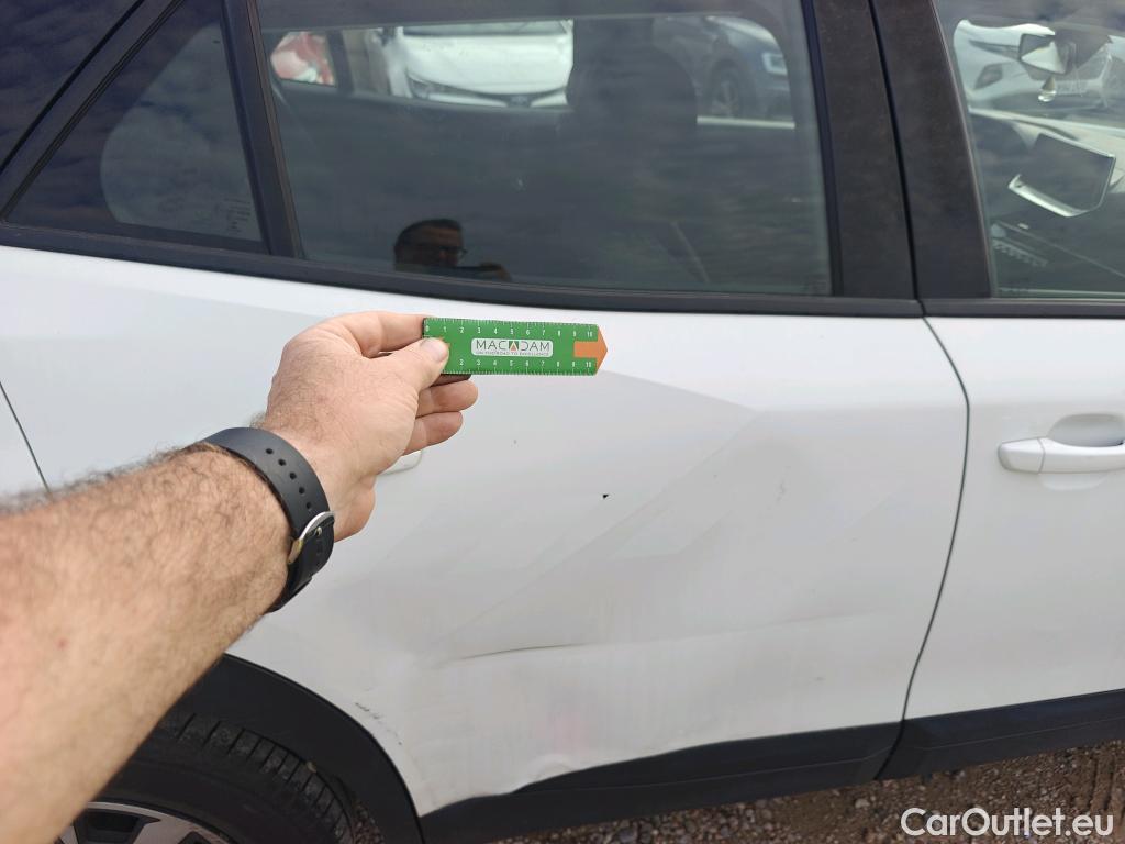  Peugeot  2008 PEUGEOT  / 2019 / 5P / todoterreno Active BlueHDI 81kW (110CV) #3