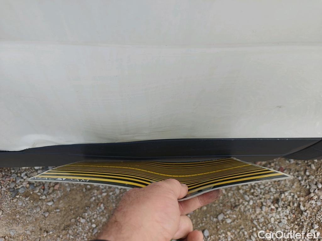  Peugeot  2008 PEUGEOT  / 2019 / 5P / todoterreno Active BlueHDI 81kW (110CV) #5