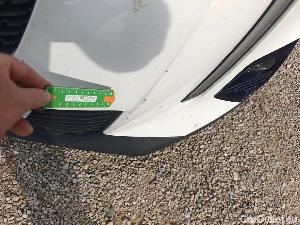  Peugeot  2008 PEUGEOT  / 2019 / 5P / todoterreno Active BlueHDI 81kW (110CV) #30