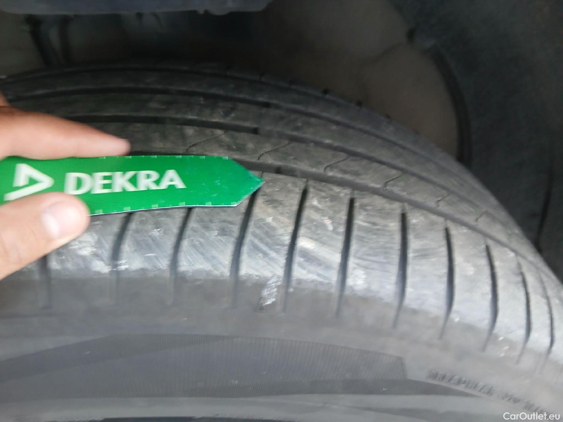  Lexus  RX LEXUS  / 2019 / 5P / todoterreno 450h Executive #13