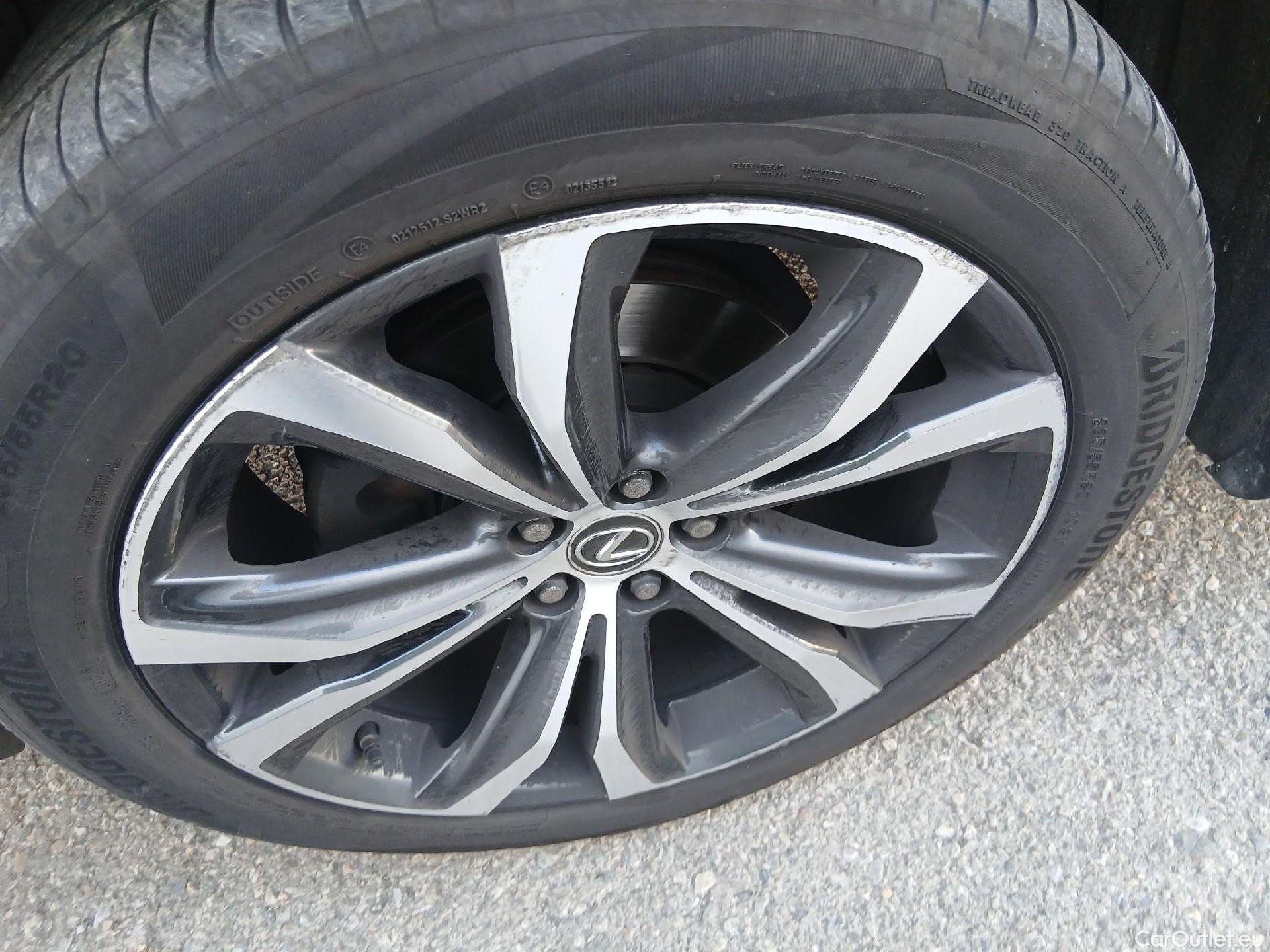  Lexus  RX LEXUS  / 2019 / 5P / todoterreno 450h Executive #11