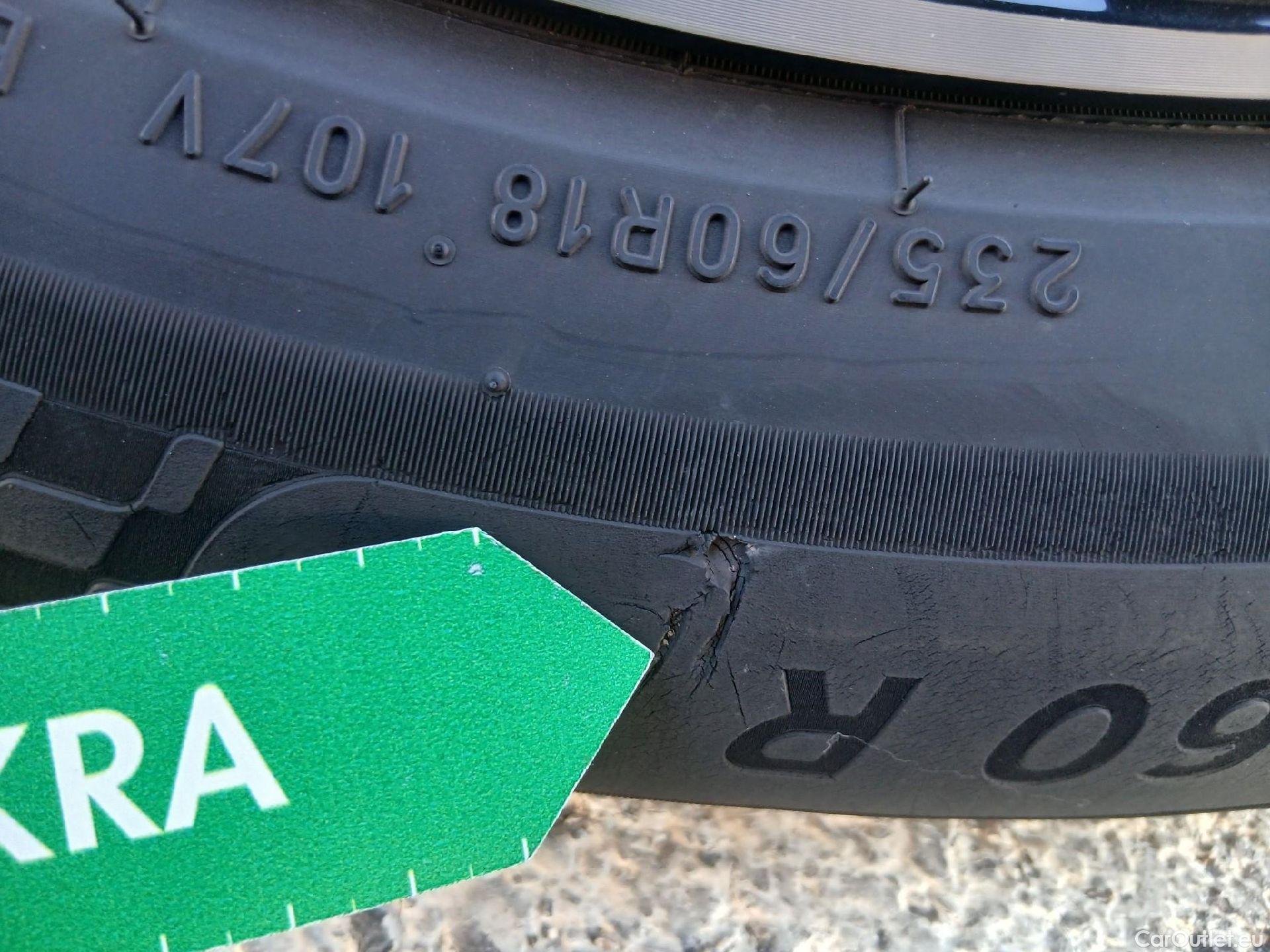  Volvo  XC60 VOLVO  / 2017 / 5P / todoterreno 2.0 T6 AWD Recharge Inscription Exp Auto #6