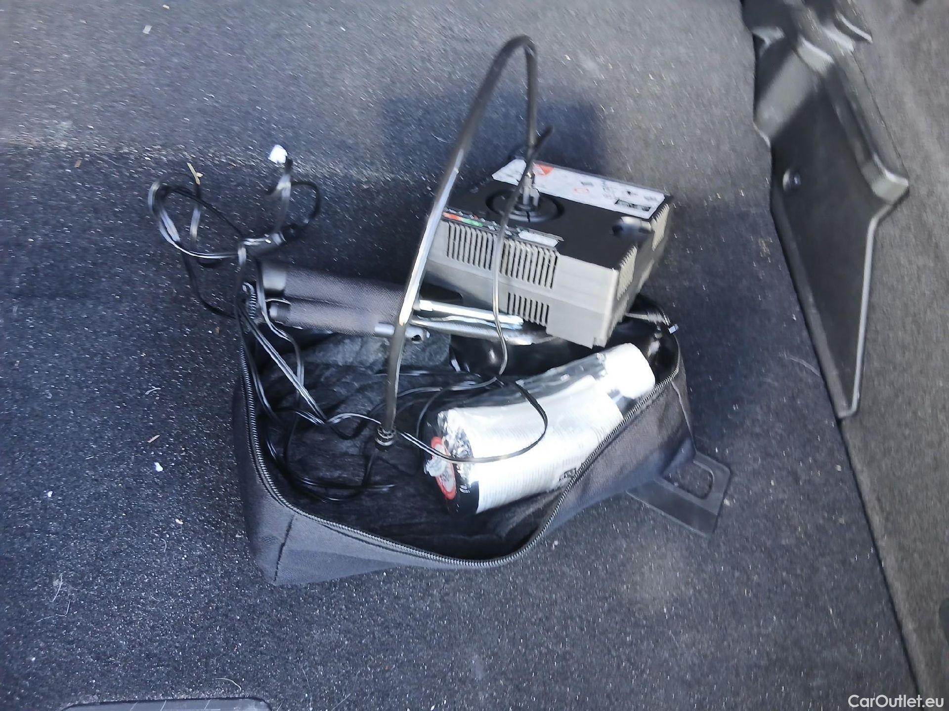 Audi  Q2 AUDI  / 2020 / 5P / todoterreno S line 30 TDI 85kW (116CV) S tronic #12