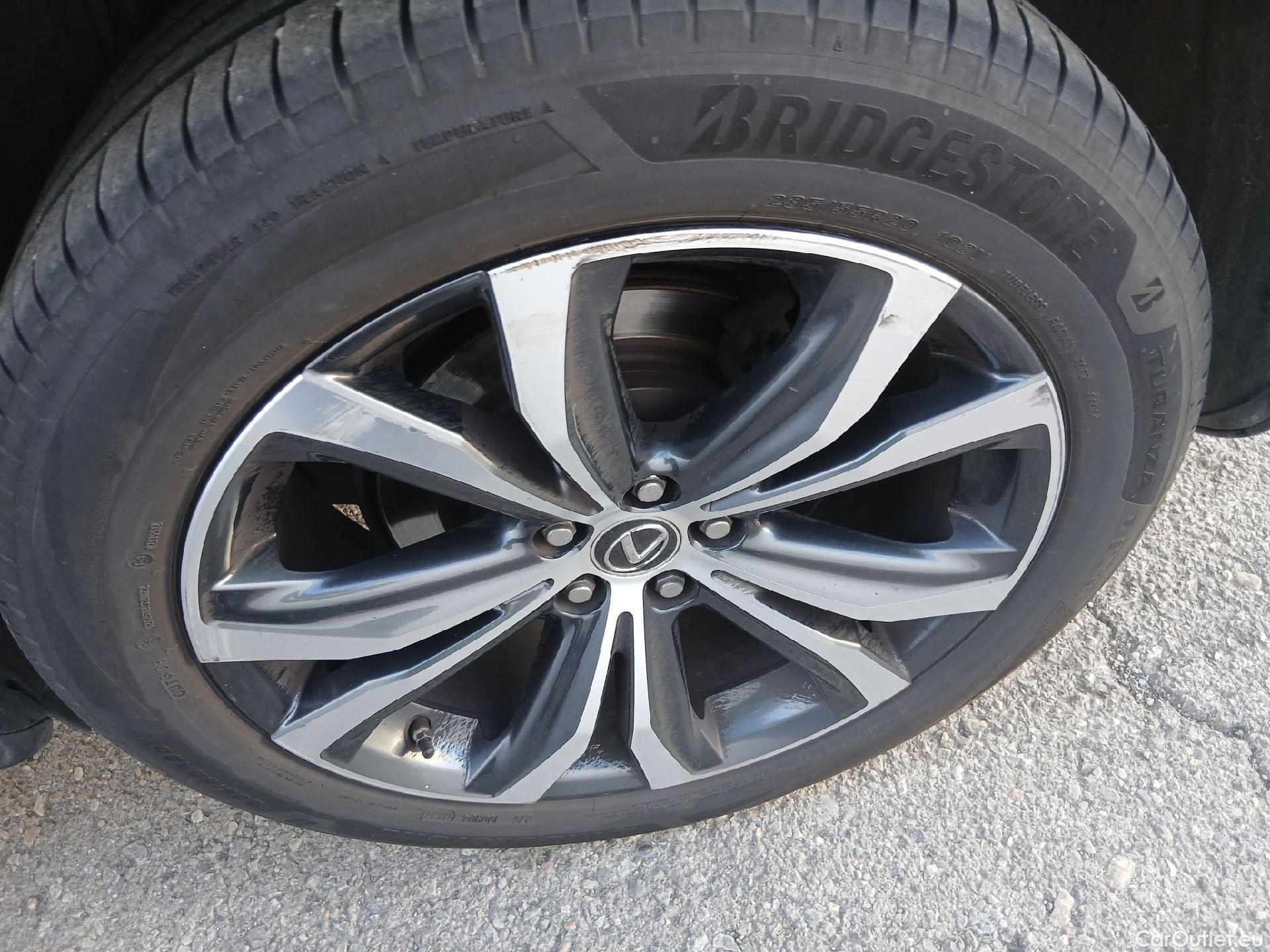  Lexus  RX LEXUS  / 2019 / 5P / todoterreno 450h Executive #19