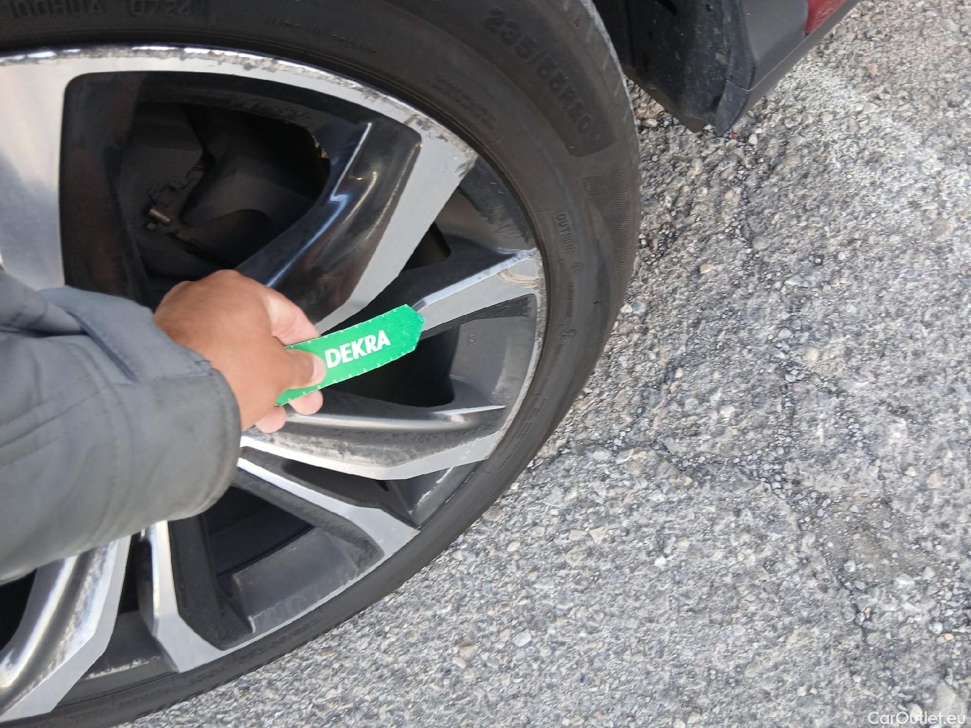  Lexus  RX LEXUS  / 2019 / 5P / todoterreno 450h Executive #32