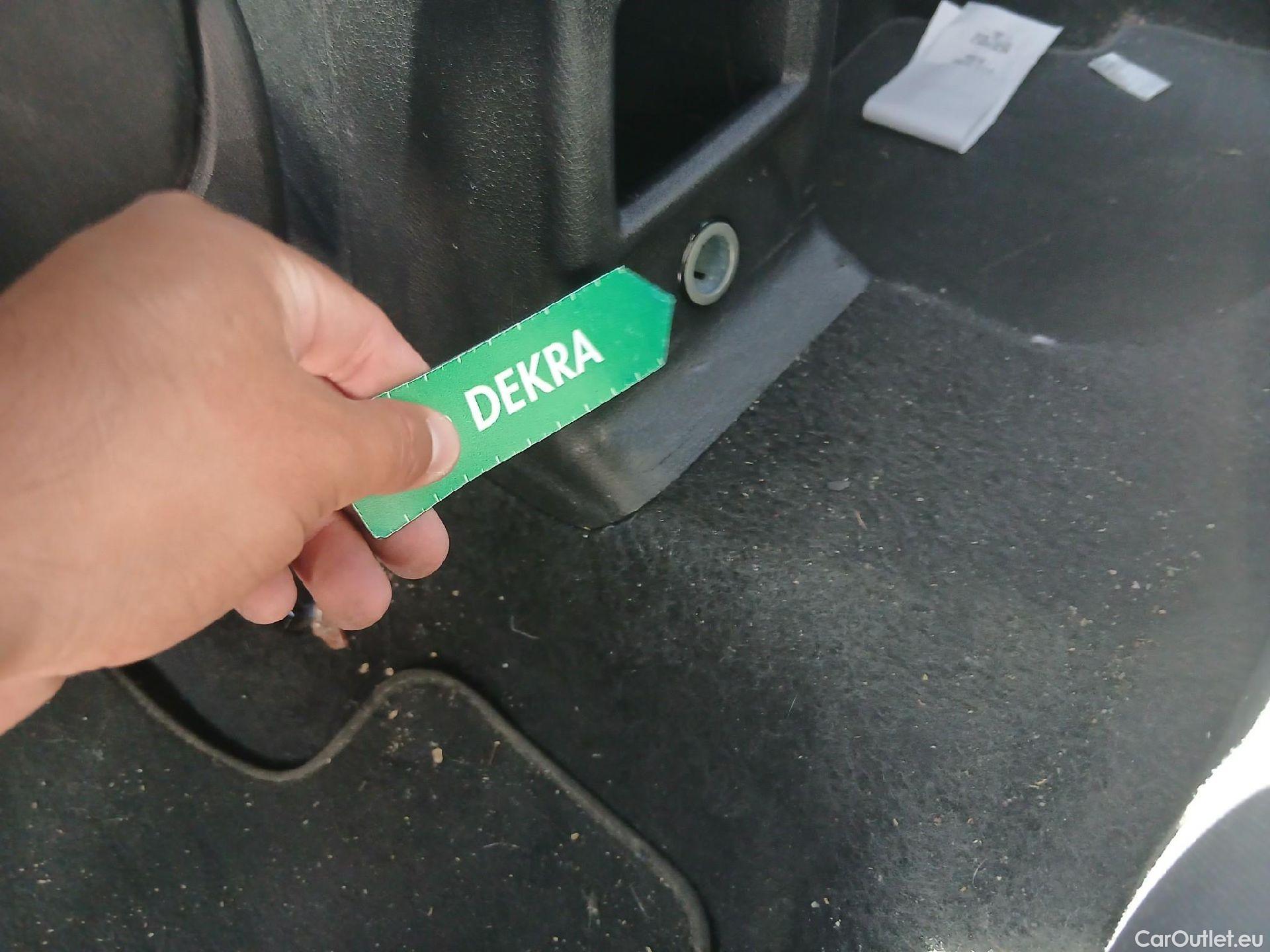 Audi  Q2 AUDI  / 2020 / 5P / todoterreno S line 30 TDI 85kW (116CV) S tronic #4