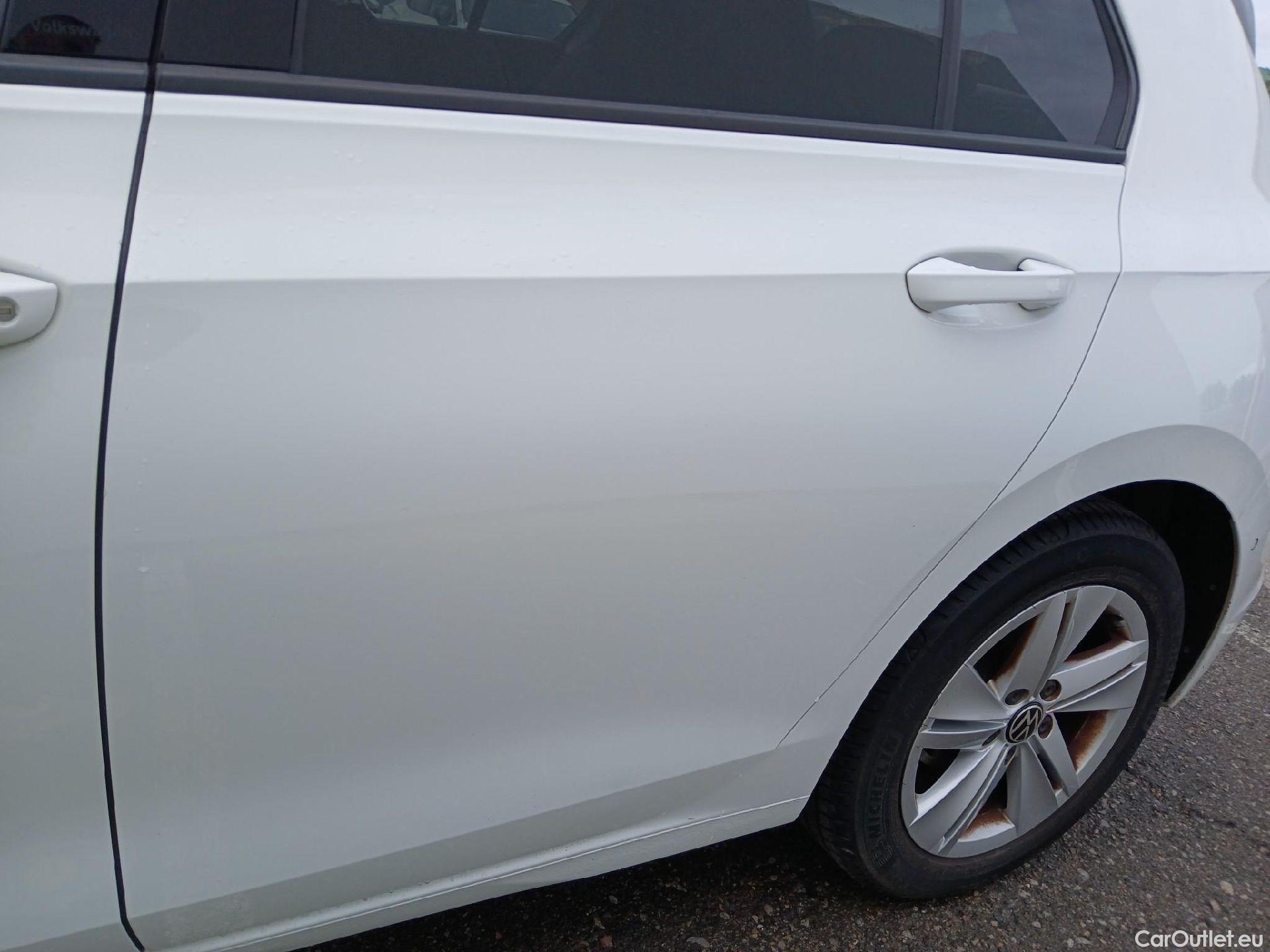 Volkswagen  Golf  VIII Lim. Life eTSI 1.5 TSI 150CV AT7 E6dT #11