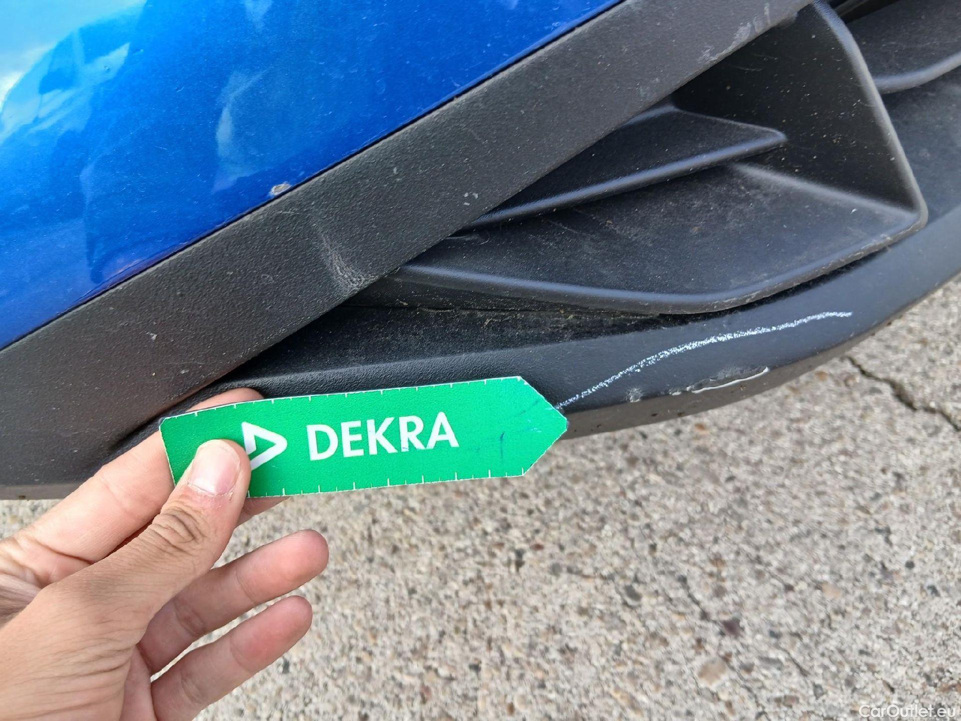  Nissan  Qashqai NISSAN  / 2021 / 5P / todoterreno DIG-T 103kW mHEV 4x2 Premiere Edition(SL) #4