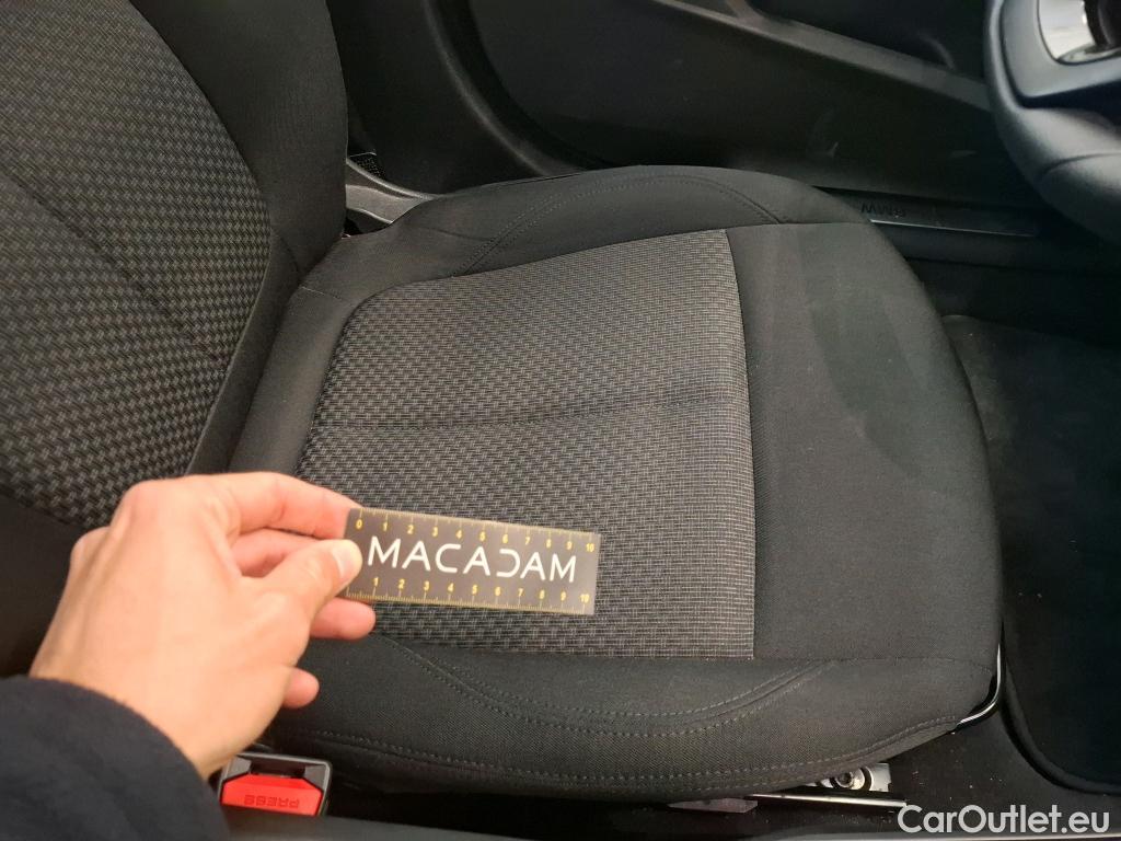 Bmw  Serie 1 BMW Série 1 / 2019 / 5P / Berline 116i DKG7 Business Design #7