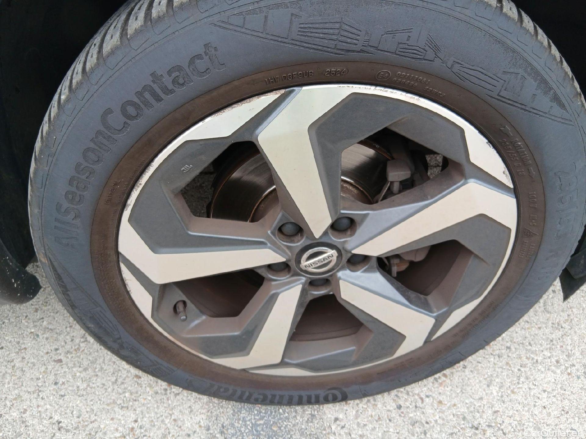  Nissan  Qashqai NISSAN  / 2021 / 5P / todoterreno DIG-T 103kW mHEV 4x2 Premiere Edition(SL) #28