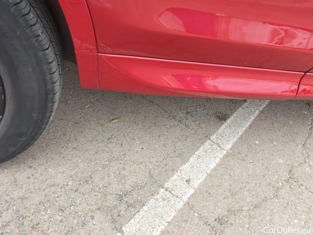  Land Rover  Discovery LAND ROVER  Sport / 2019 / 5P / todoterreno 2.0D I4-L.Flw 150 PS AWD MHEV R-Dynam S #48