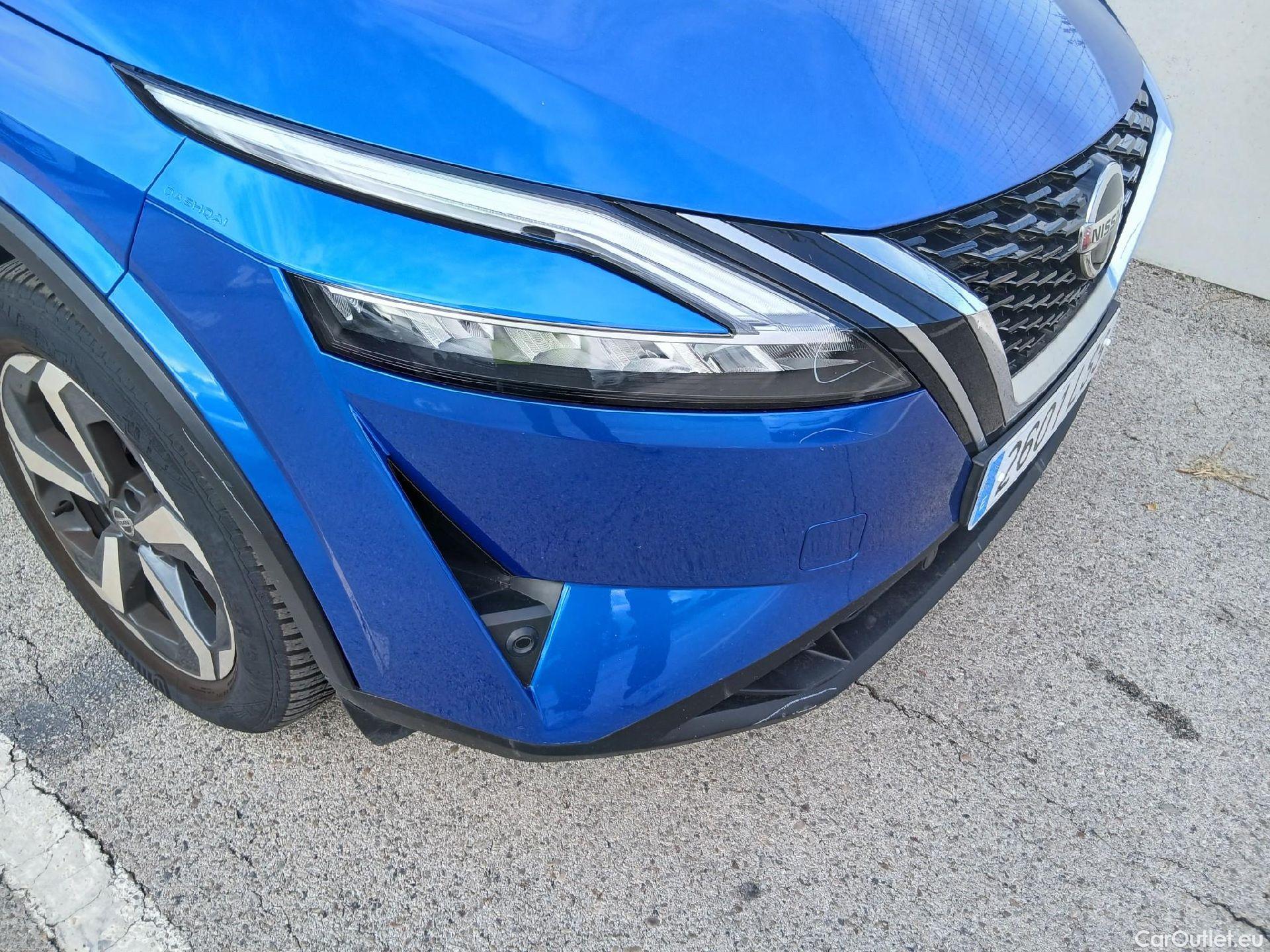  Nissan  Qashqai NISSAN  / 2021 / 5P / todoterreno DIG-T 103kW mHEV 4x2 Premiere Edition(SL) #2