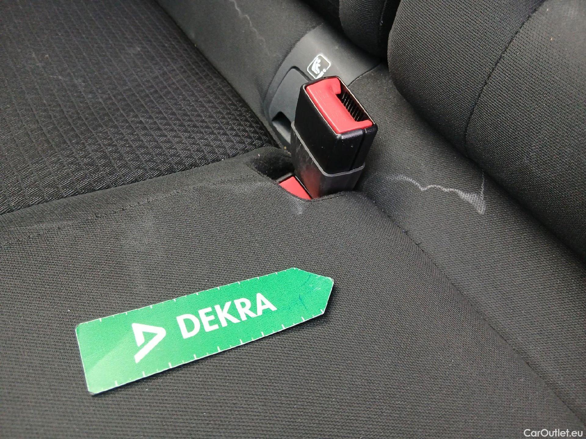  Nissan  Qashqai NISSAN  / 2021 / 5P / todoterreno DIG-T 103kW mHEV 4x2 Premiere Edition(SL) #16