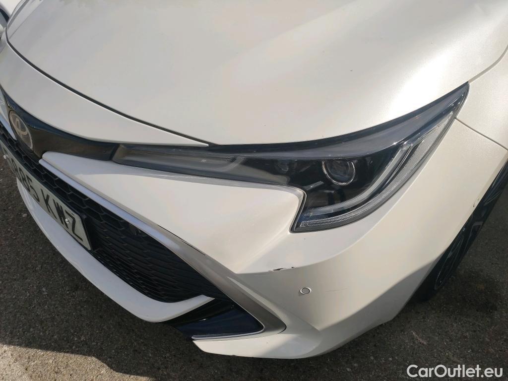 Toyota  Corolla TOYOTA  / 2019 / 5P / berlina con portón 2.0 HYBRID ADVANCE E-CVT #15