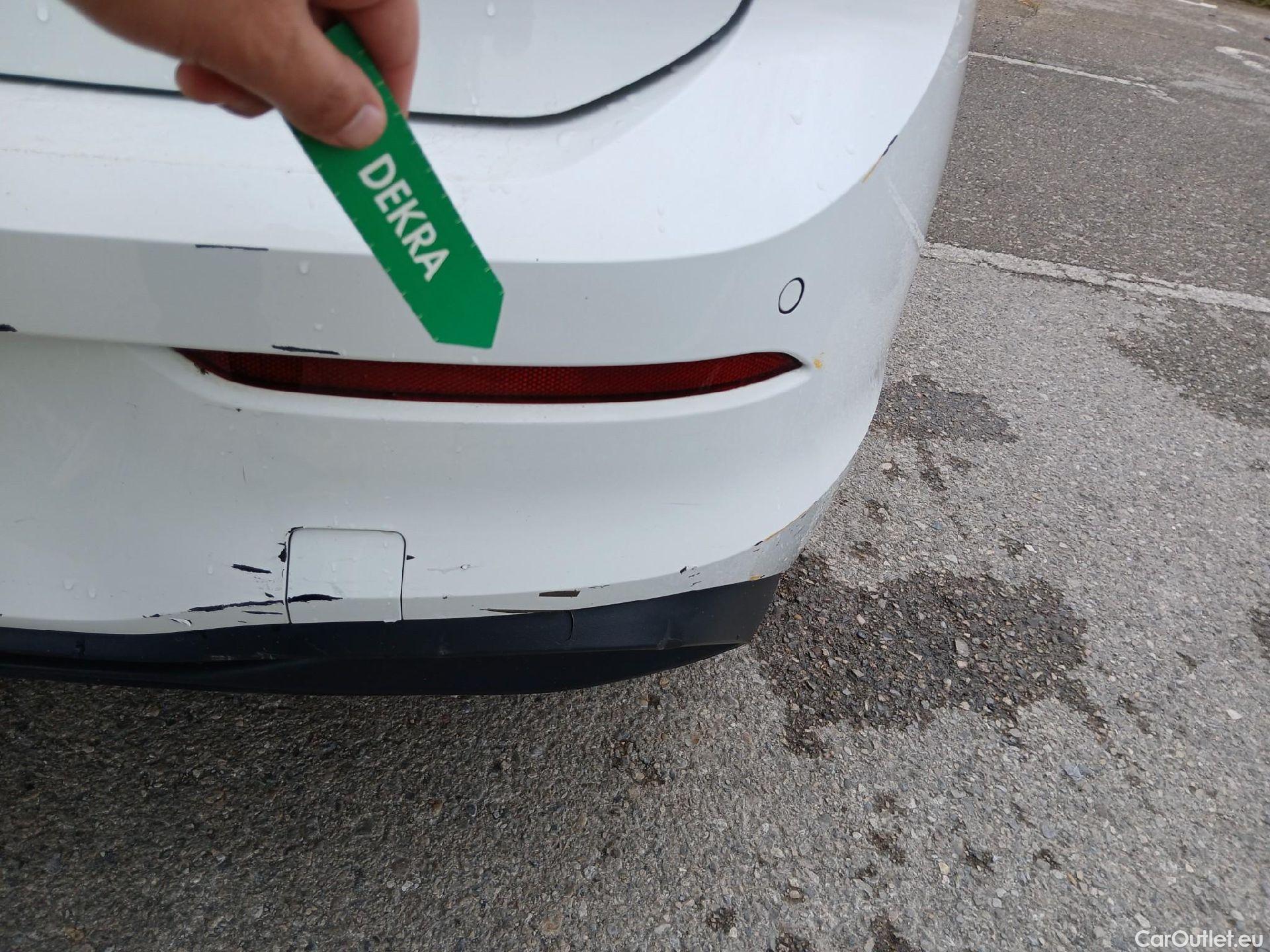 Volkswagen  Golf  VIII Lim. Life eTSI 1.5 TSI 150CV AT7 E6dT #12