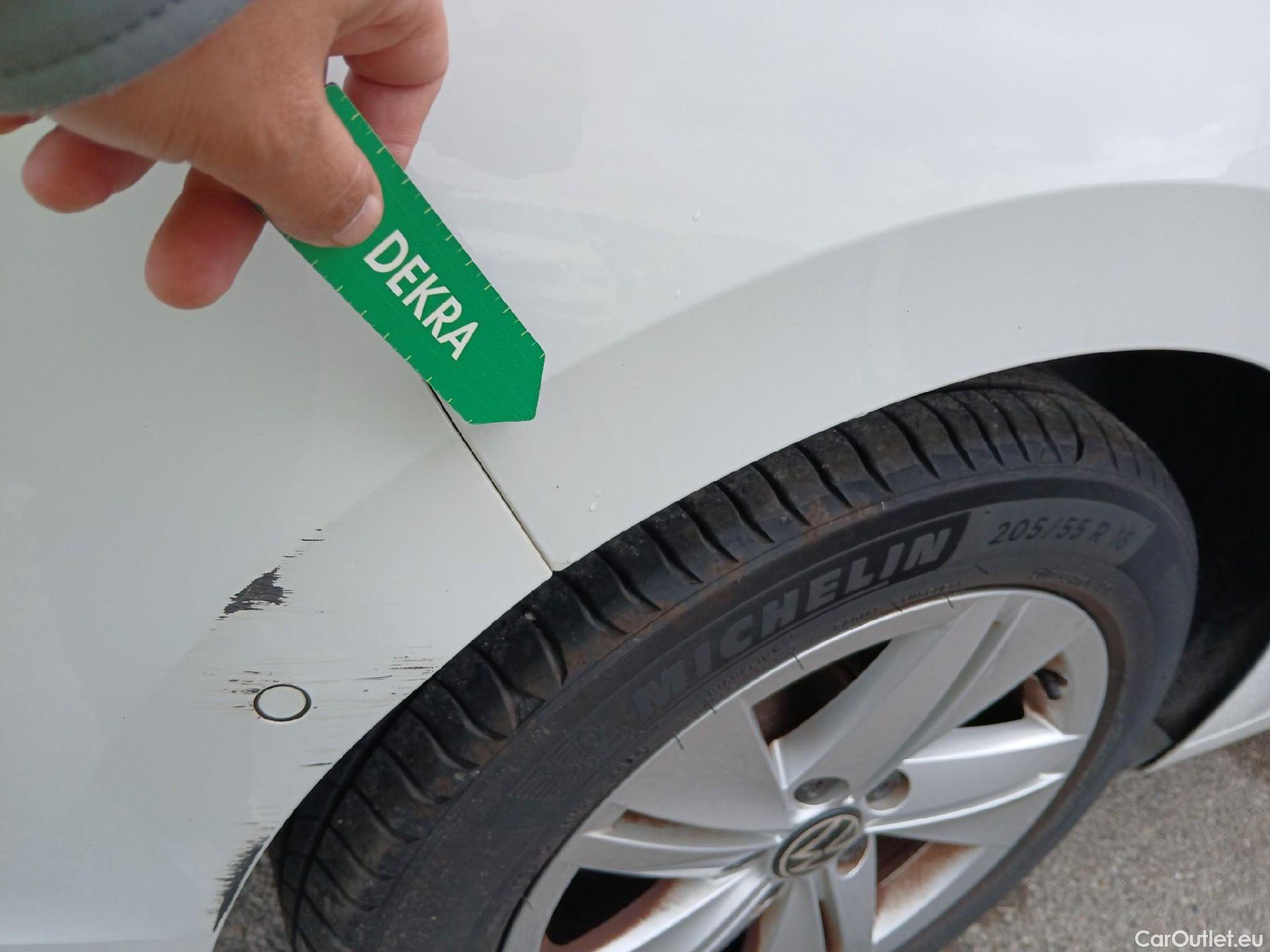 Volkswagen  Golf  VIII Lim. Life eTSI 1.5 TSI 150CV AT7 E6dT #18