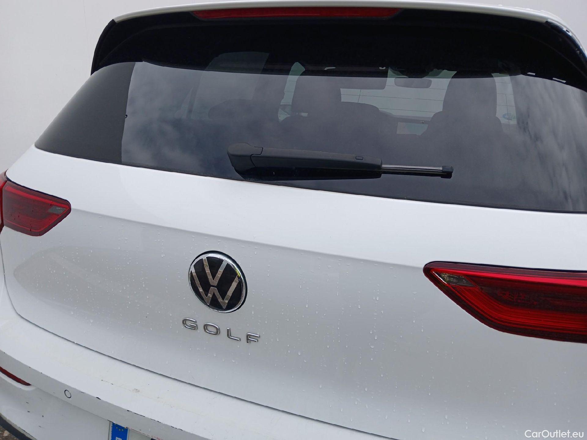 Volkswagen  Golf  VIII Lim. Life eTSI 1.5 TSI 150CV AT7 E6dT #17