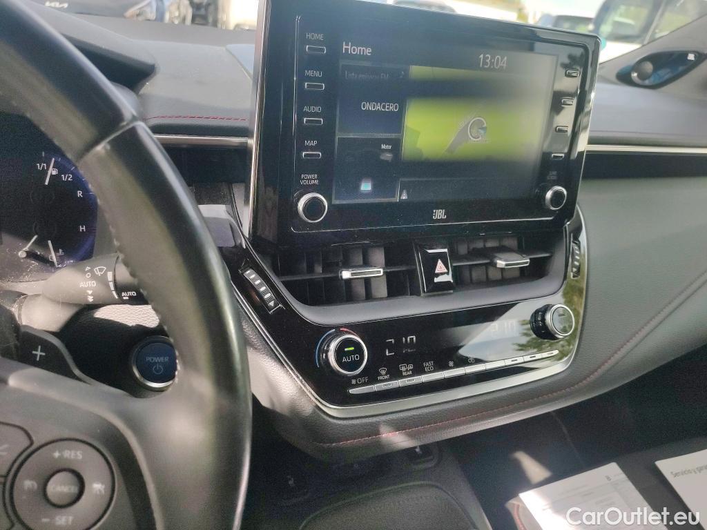 Toyota  Corolla TOYOTA  / 2019 / 5P / berlina con portón 2.0 HYBRID ADVANCE E-CVT #13