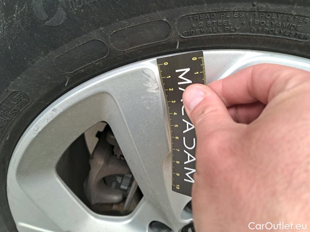  Citroen  C5  Aircross Business Hybrid 1.6 225CV BVA8 E6d #3