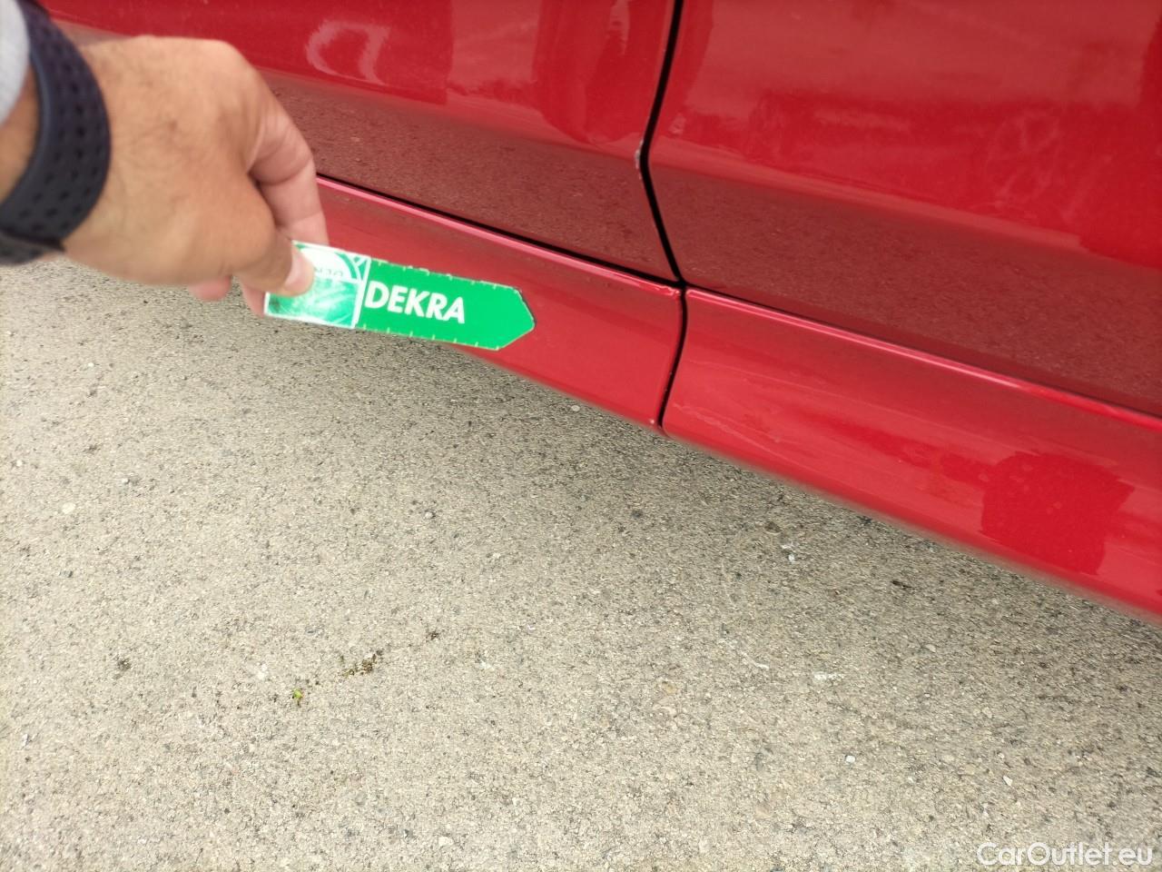  Land Rover  Discovery LAND ROVER  Sport / 2019 / 5P / todoterreno 2.0D I4-L.Flw 150 PS AWD MHEV R-Dynam S #23