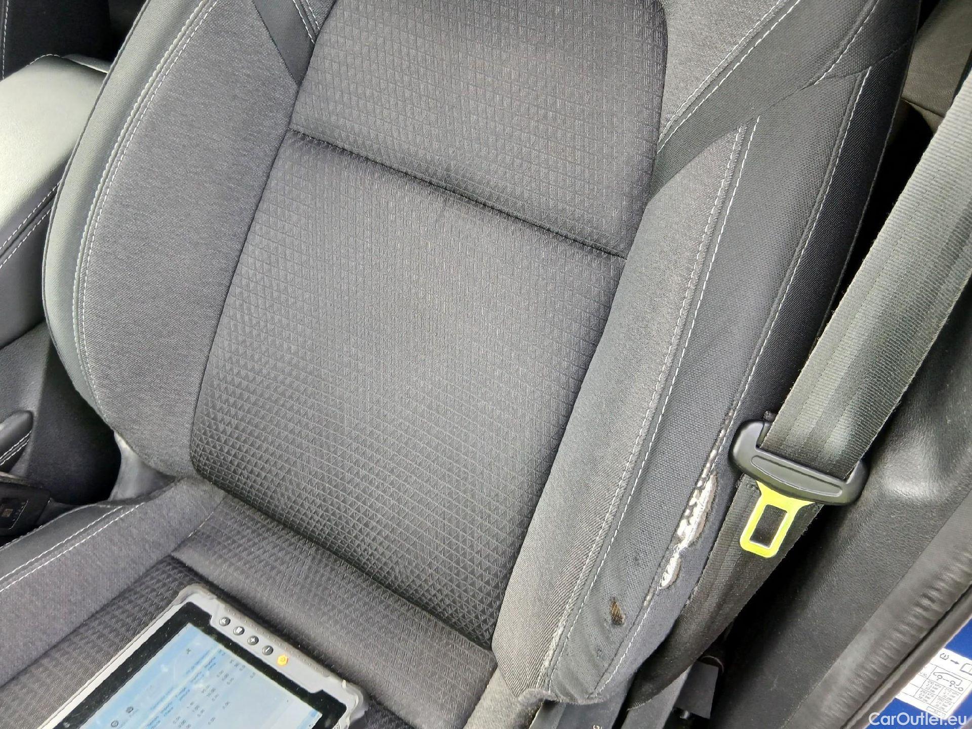  Nissan  Qashqai NISSAN  / 2021 / 5P / todoterreno DIG-T 103kW mHEV 4x2 Premiere Edition(SL) #12