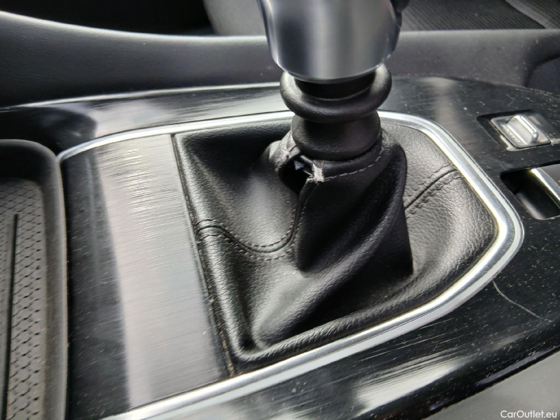  Nissan  Qashqai NISSAN  / 2021 / 5P / todoterreno DIG-T 103kW mHEV 4x2 Premiere Edition(SL) #14