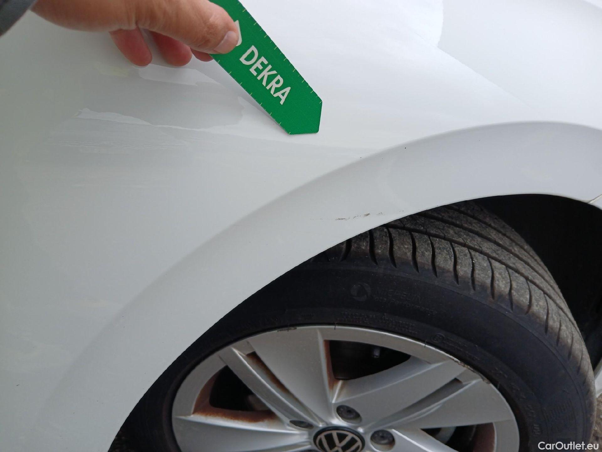 Volkswagen  Golf  VIII Lim. Life eTSI 1.5 TSI 150CV AT7 E6dT #27