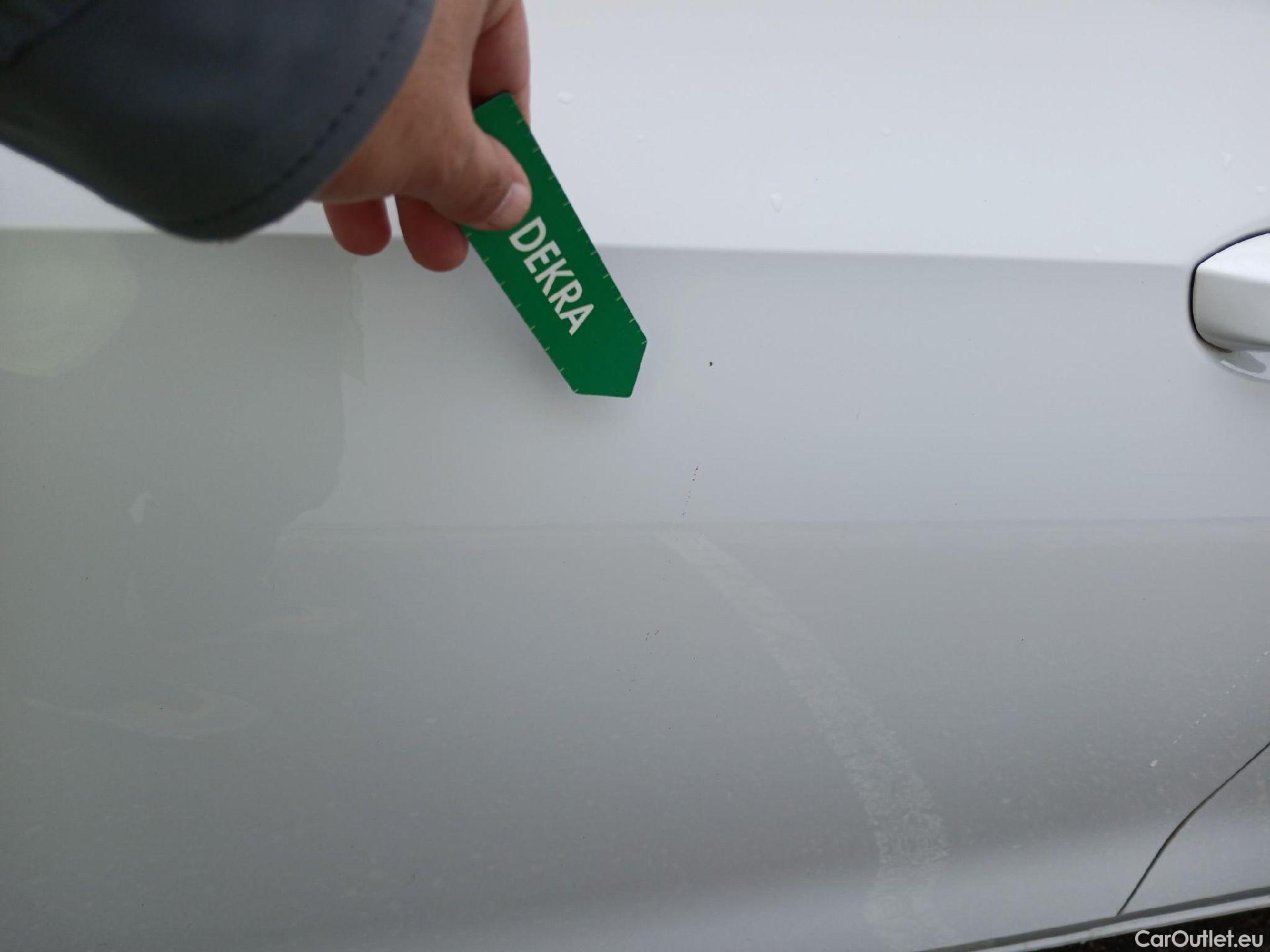 Volkswagen  Golf  VIII Lim. Life eTSI 1.5 TSI 150CV AT7 E6dT #10