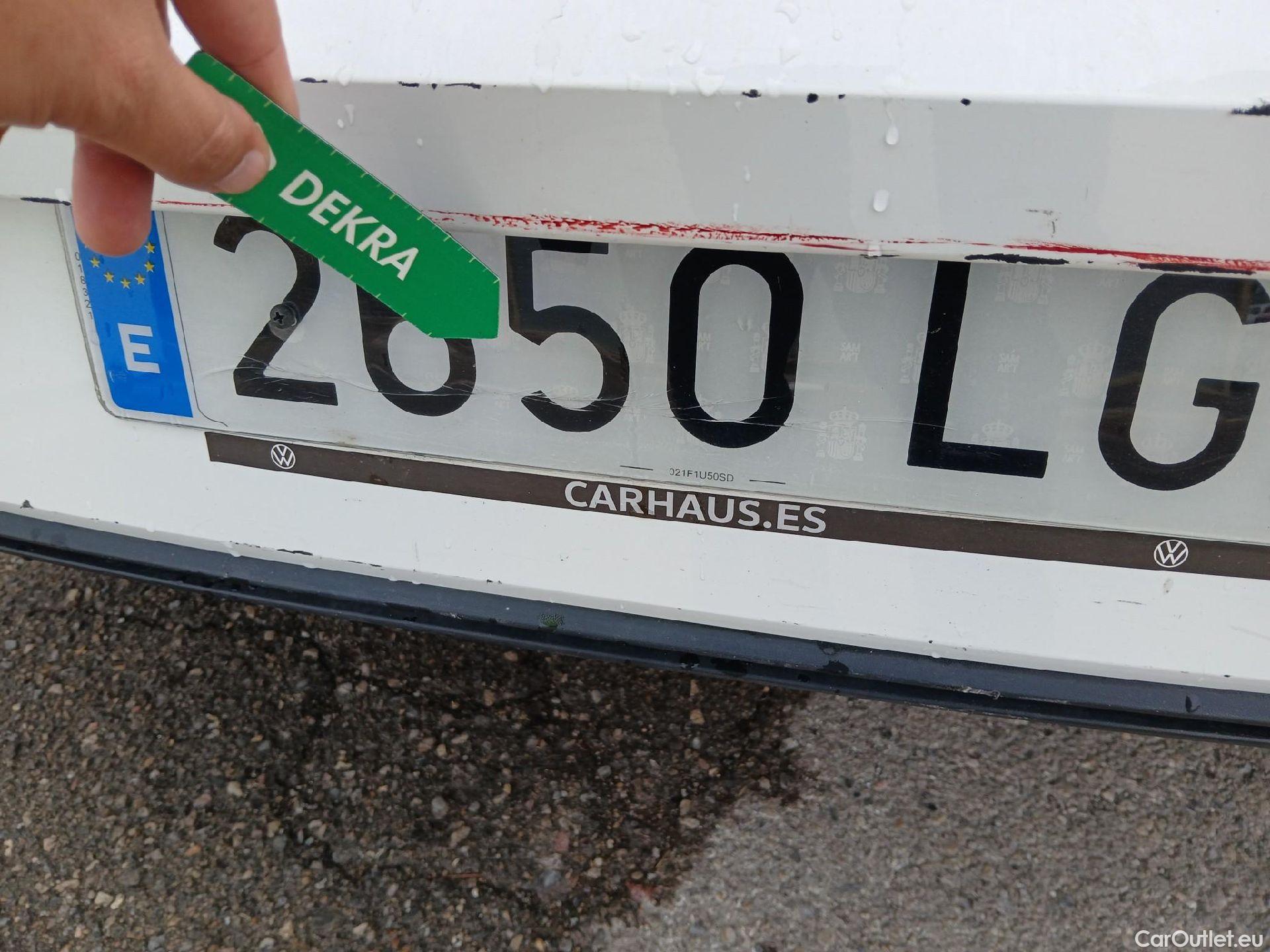 Volkswagen  Golf  VIII Lim. Life eTSI 1.5 TSI 150CV AT7 E6dT #16