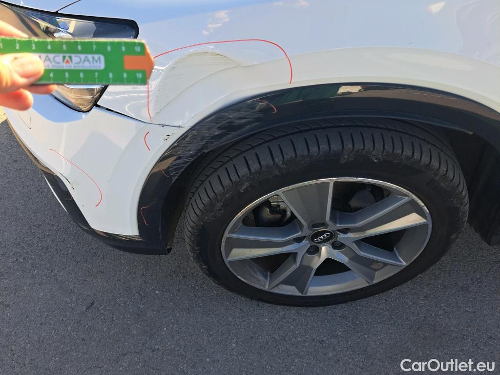  Audi  Q2 AUDI  / 2016 / 5P / todoterreno Design 35 TFSI 110kW (150CV) S tronic #40