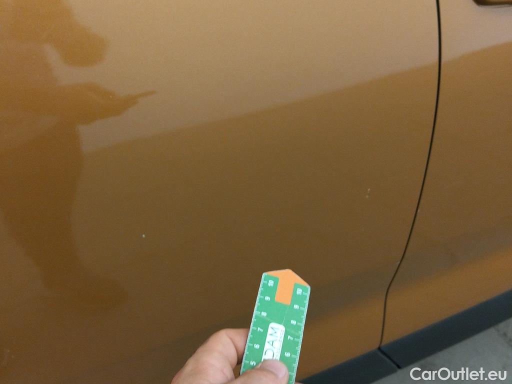  DS  DS7 DS DS 7 Crossback / 2017 / 5P / todoterreno PureTech 132kW (180CV) Auto. GRAND CHIC #12