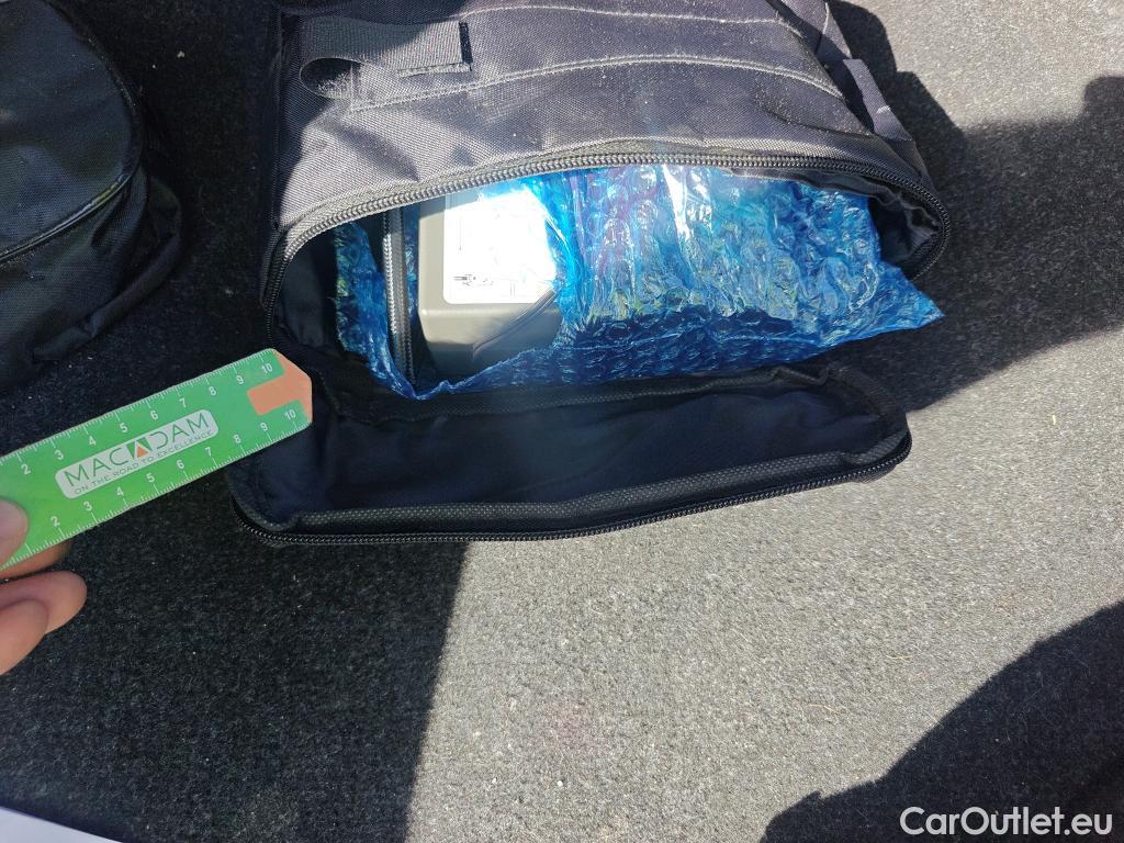  Fiat  500 FIAT  / 2015 / 3P / berlina con portón Red 1.0 Hybrid 51KW (70 CV)(SP)(SL) (AC4) #2