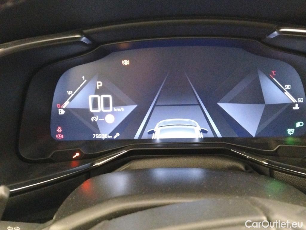  DS  DS7 DS DS 7 Crossback / 2017 / 5P / todoterreno PureTech 132kW (180CV) Auto. GRAND CHIC #5