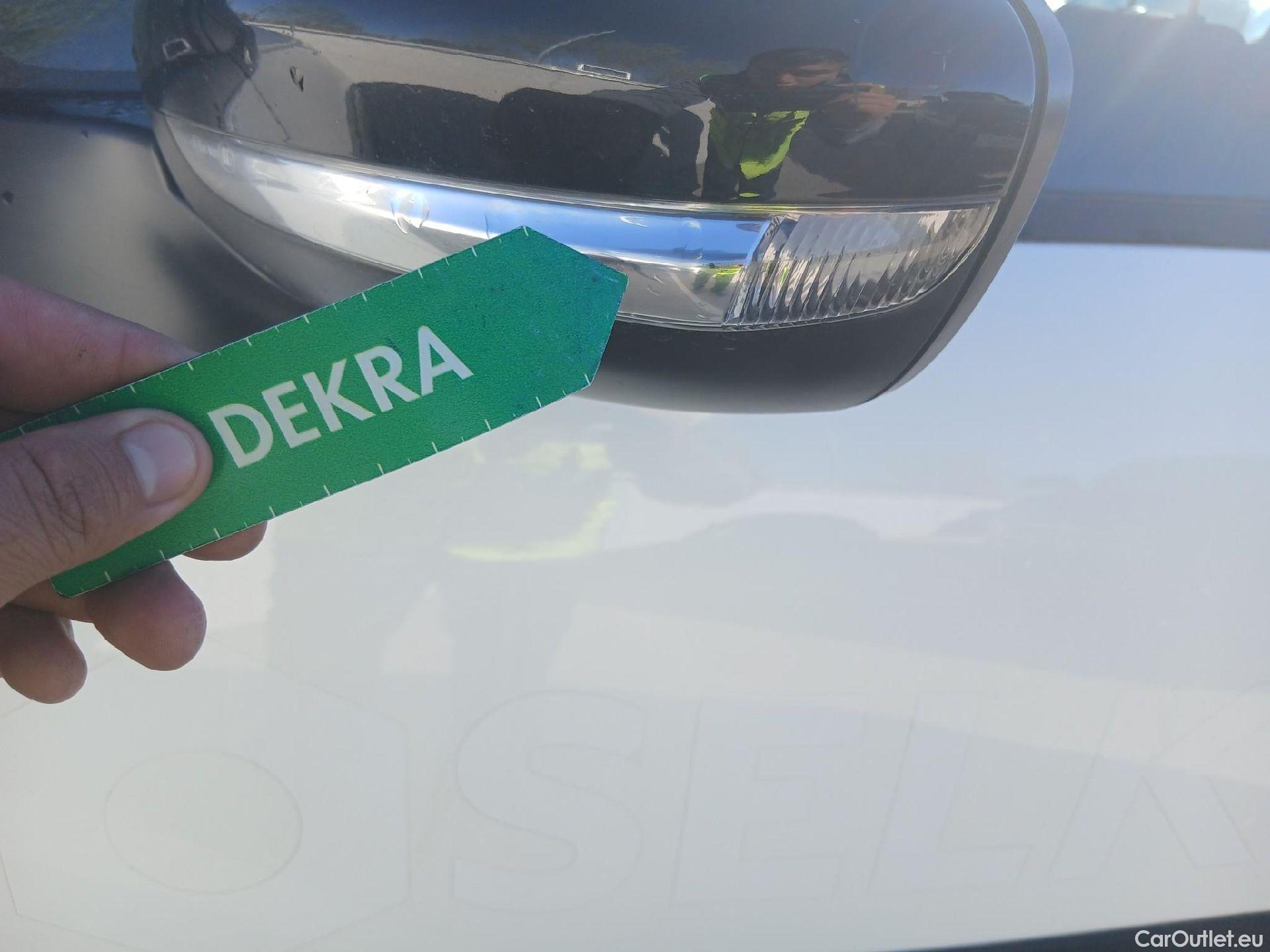  Citroen  C3 CITROEN  / 2020 / 5P / berlina con portón BlueHDi 75KW (100CV) S&S FEEL #26