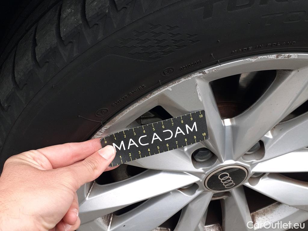  Audi  A3 AUDI  / 2020 / 5P / berlina con portón Sportback 30 TFSI 81kW (110CV) S tronic #2