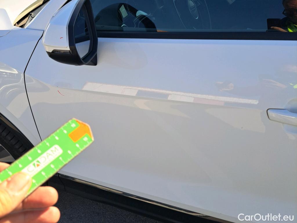  Audi  Q2 AUDI  / 2016 / 5P / todoterreno Design 35 TFSI 110kW (150CV) S tronic #46