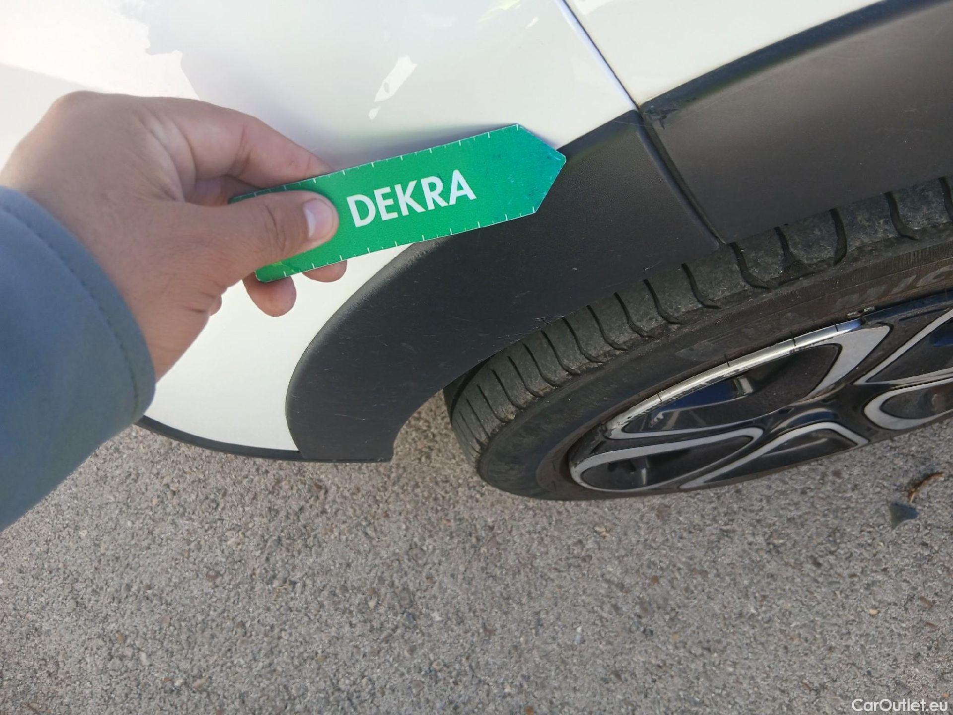  Citroen  C3 CITROEN  / 2020 / 5P / berlina con portón BlueHDi 75KW (100CV) S&S FEEL #16