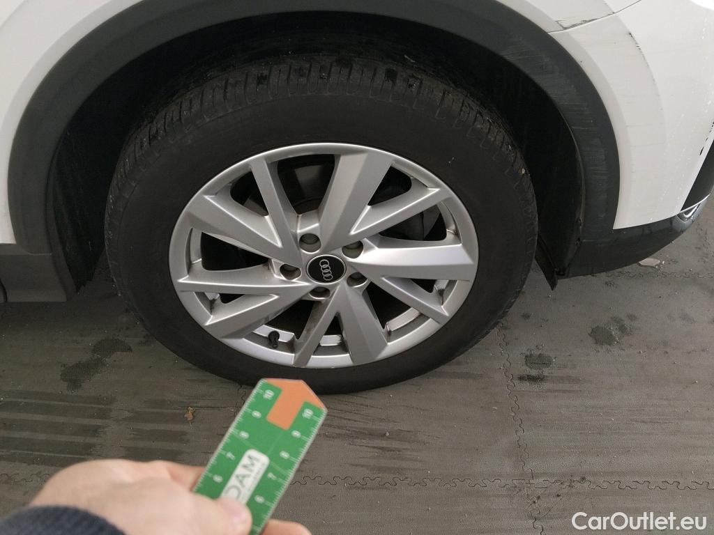  Audi  Q2 AUDI  / 2016 / 5P / todoterreno Advanced 30 TFSI 85kW (116CV) #13