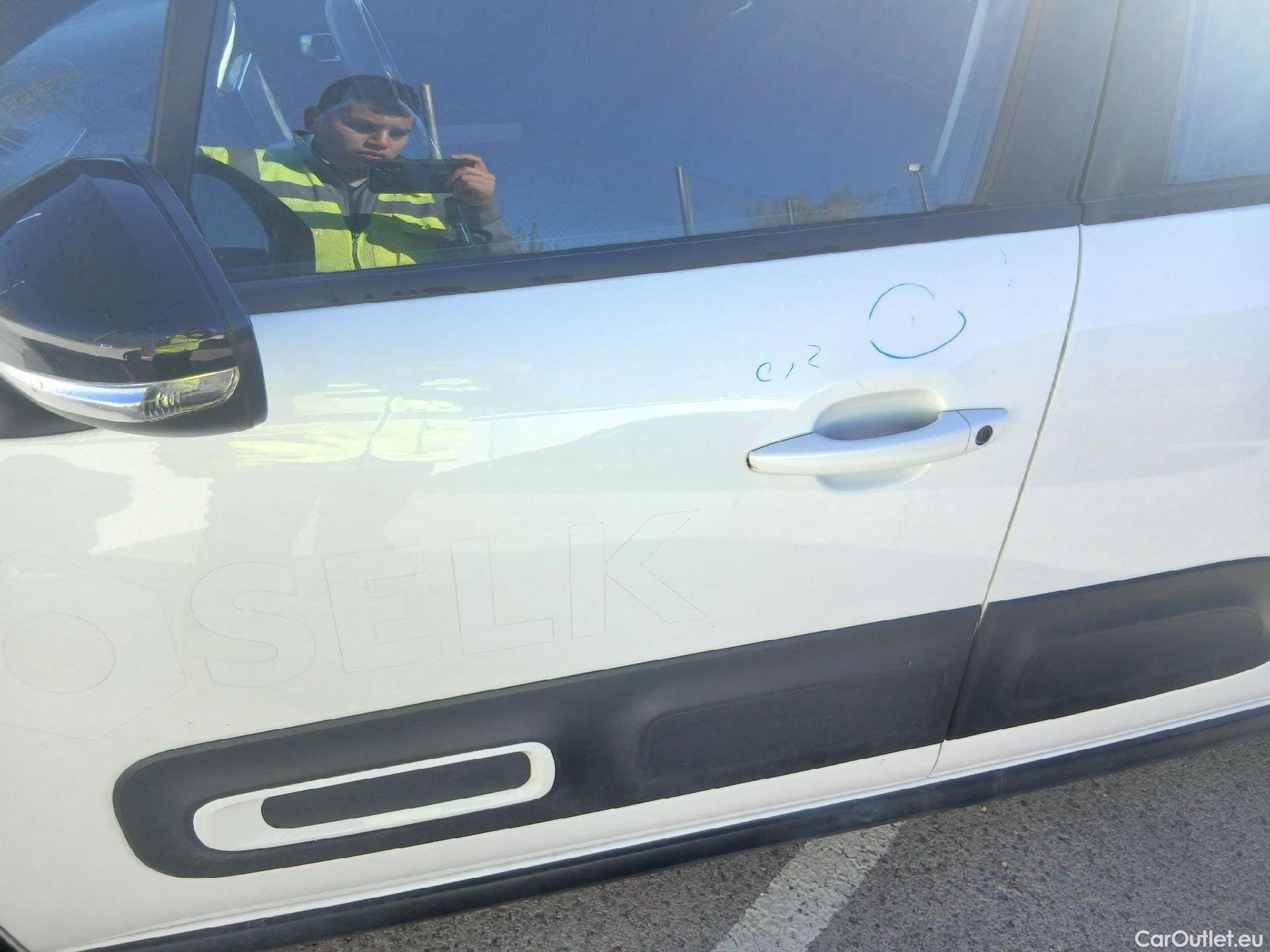  Citroen  C3 CITROEN  / 2020 / 5P / berlina con portón BlueHDi 75KW (100CV) S&S FEEL #29