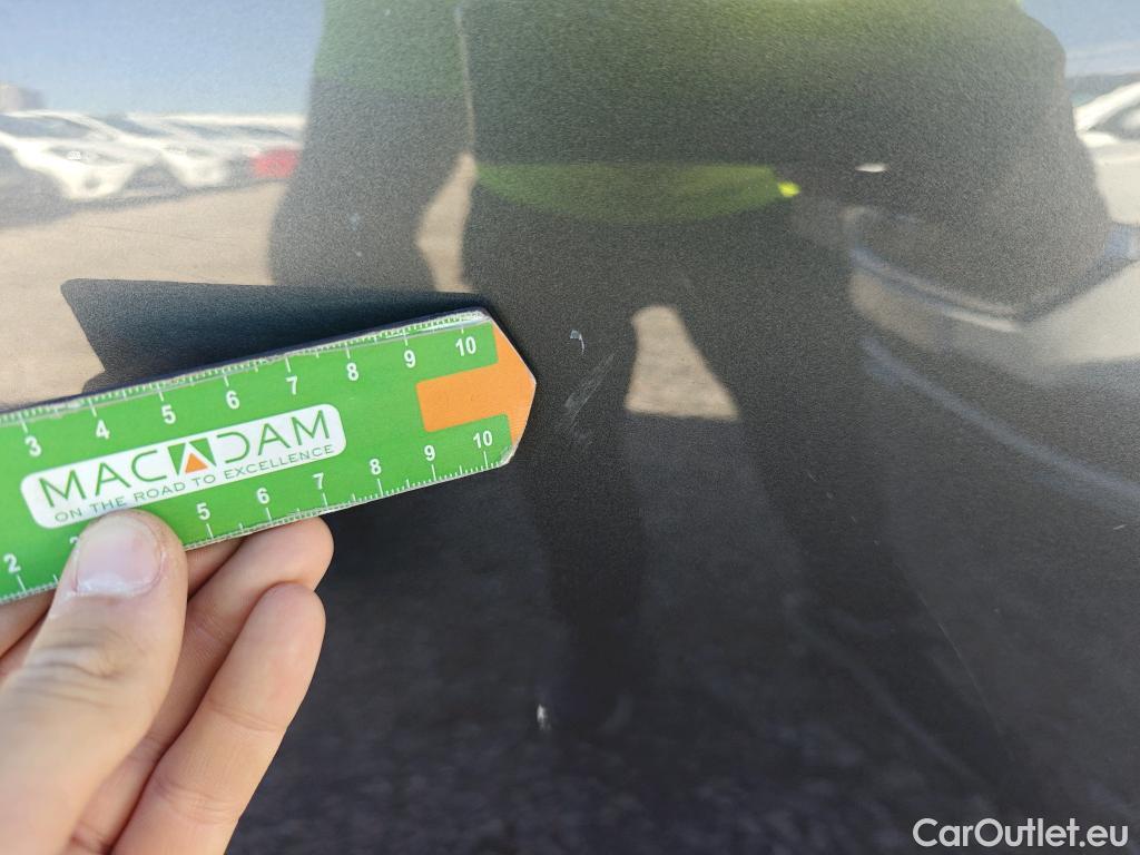  Hyundai  Tucson HYUNDAI  / 2018 / 5P / todoterreno 1.6 CRDI 100kW (136CV) 48V N-Line 4X2 #32