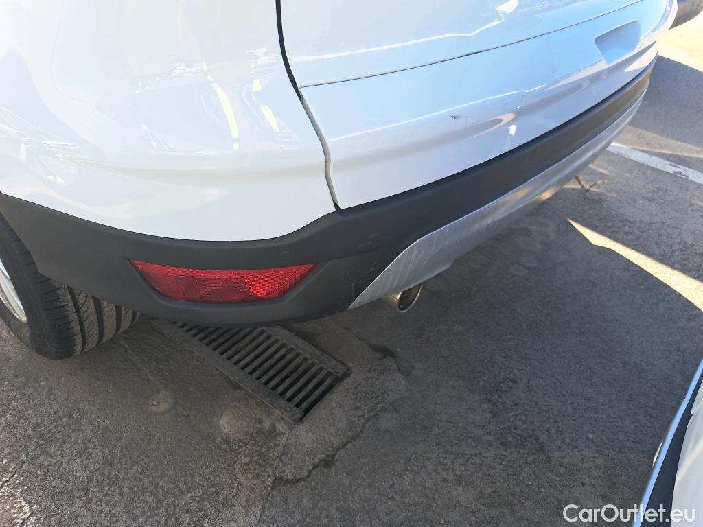  Ford  Kuga FORD  / 2016 / 5P / todoterreno 1.5 EcoBoost 88kW 4x2 Trend+ (CX) #22